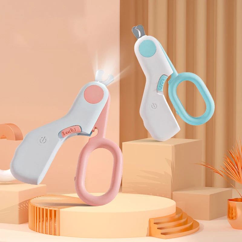 Patilux™ – Cortauñas con Luz de Precisión